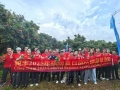 昶豐周末辦公室人員出動， 現(xiàn)摘現(xiàn)吃桂味荔枝， 解鎖夏日團(tuán)建快樂！